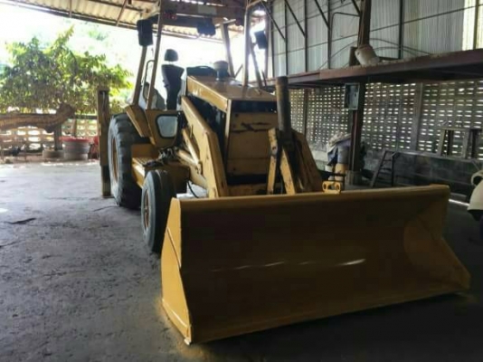 ขายรถตักหน้าขุดหลังCATเพลาเดียวเอกสารซื้อขายราคา 220,000