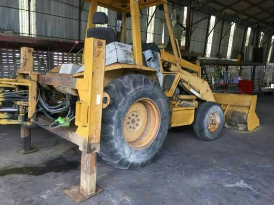 ขายรถตักหน้าขุดหลังCATเพลาเดียวเอกสารซื้อขายราคา 220,000