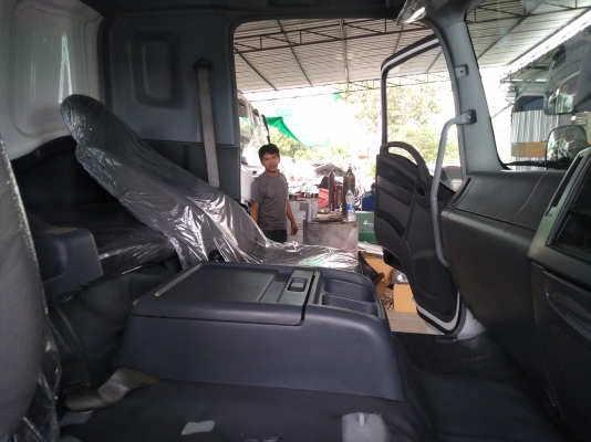 หัวรถยี่ห้อ ISUZU รุ่น 360