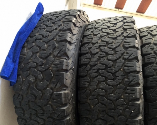 ขายยาง BF ko2 All Terrain 265/65/18 ดอกหนวดติ่งสะพานเต็มทุกเส้น ใช้น้อย 4เส้น ขายยาง BF ko2 All Terrain 265/65/18 ดอกหนวดติ่งสะพานเต็มทุกเส้น ใช้น้อย 4เส้น