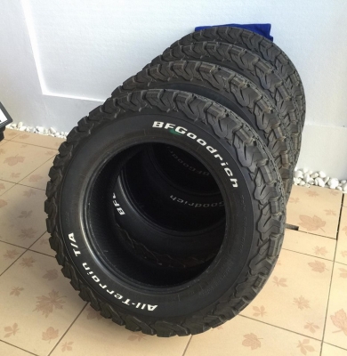 ขายยาง BF ko2 All Terrain 265/65/18 ดอกหนวดติ่งสะพานเต็มทุกเส้น ใช้น้อย 4เส้น
