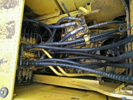 PC. 200. รุ่น  MO.   มีเอกสารเล่มทะเบียน