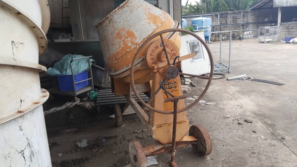 โม่ปูนมือสองของ นำเฮง สภาพสวยเหมือนใหม่(ใช้มอเตอร์3แรง)