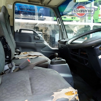 หัวเก๋ง ISUZU NPR ตาเพชร ติดเครื่อง 4HK