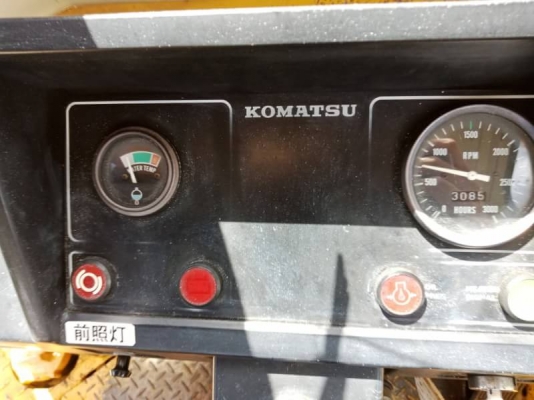 รถญี่ปุ่นเกรดA ขายถูก รถตักเอวอ่อน KOMATSU WA30-2 นำเข้าจากญี่ปุ่น โทร.090-986-2521 อ๊อบ