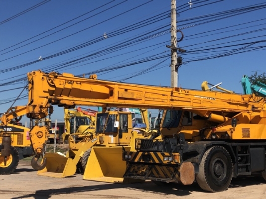 ขายรถเครน TADANO TR250M-5 (ขนาด 25 ตัน) ปี 1993 รถนอกนำเข้าครับ ไม่เคยใช้งานในไทย มีVDOการทำงาน