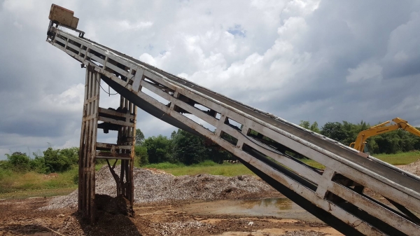 ขาย เครื่องสับไม้ ขนาดกำลังผลิต 200 ตัน/วัน มอเตอร์ 250 แรง สภาพพร้อมใช้งาน ขาย เครื่องสับไม้ ขนาดกำลังผลิต 200 ตัน/วัน มอเตอร์ 250 แรง สภาพพร้อมใช้งาน