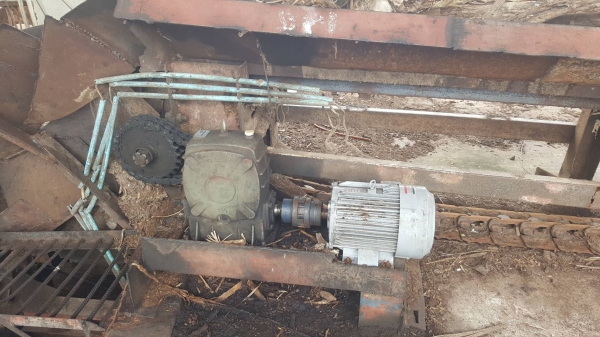 ขาย เครื่องสับไม้ ขนาดกำลังผลิต 200 ตัน/วัน มอเตอร์ 250 แรง สภาพพร้อมใช้งาน ขาย เครื่องสับไม้ ขนาดกำลังผลิต 200 ตัน/วัน มอเตอร์ 250 แรง สภาพพร้อมใช้งาน