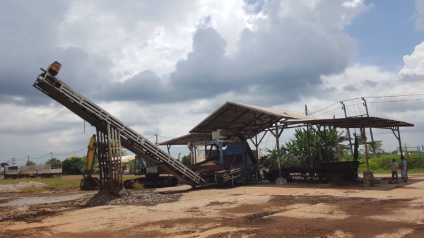 ขาย เครื่องสับไม้ ขนาดกำลังผลิต 200 ตัน/วัน มอเตอร์ 250 แรง สภาพพร้อมใช้งาน ขาย เครื่องสับไม้ ขนาดกำลังผลิต 200 ตัน/วัน มอเตอร์ 250 แรง สภาพพร้อมใช้งาน