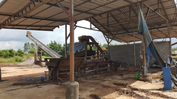 ขาย เครื่องสับไม้ ขนาดกำลังผลิต 200 ตัน/วัน มอเตอร์ 250 แรง สภาพพร้อมใช้งาน ขาย เครื่องสับไม้ ขนาดกำลังผลิต 200 ตัน/วัน มอเตอร์ 250 แรง สภาพพร้อมใช้งาน