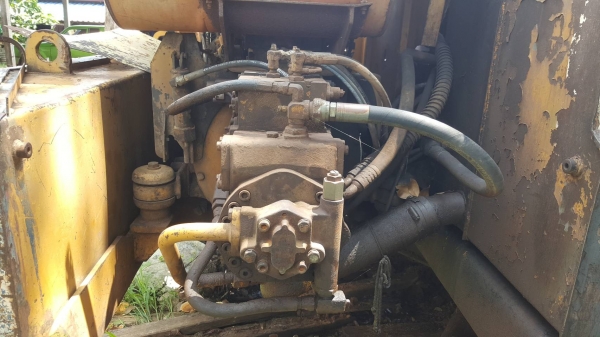 ขาย แบคโฮ KOMATSU PC120-3 รถใช้งานได้ปกติ เครื่องดี ปั้มดี ช่วงล่าง 70\% ขาย แบคโฮ KOMATSU PC120-3 รถใช้งานได้ปกติ เครื่องดี ปั้มดี ช่วงล่าง 70\%