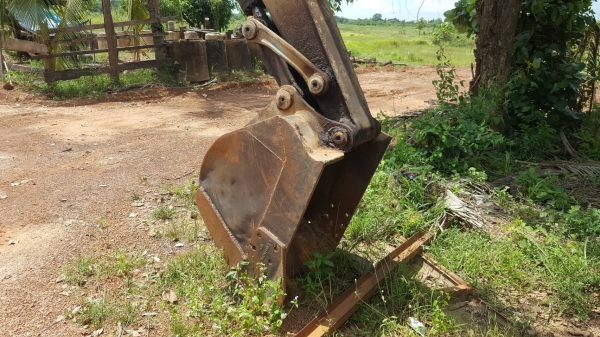 ขาย แบคโฮ KOMATSU PC120-3 รถใช้งานได้ปกติ เครื่องดี ปั้มดี ช่วงล่าง 70\% ขาย แบคโฮ KOMATSU PC120-3 รถใช้งานได้ปกติ เครื่องดี ปั้มดี ช่วงล่าง 70\%