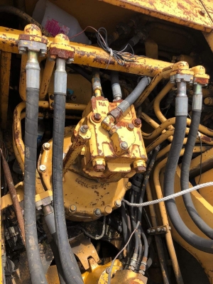 รถขุดล้อยาง Komatsu pw210 รถขุดล้อยาง Komatsu pw210