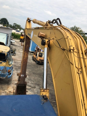 รถขุดล้อยาง Komatsu pw210 รถขุดล้อยาง Komatsu pw210