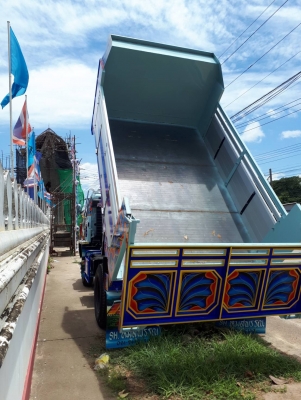 ขาย 6 ล้อดั๊ม ยาง 900 ร๊อคกี้ 195 กระบะดั๊มต่อใหม่ทั้งลูก ขาย 6 ล้อดั๊ม ยาง 900 ร๊อคกี้ 195 กระบะดั๊มต่อใหม่ทั้งลูก