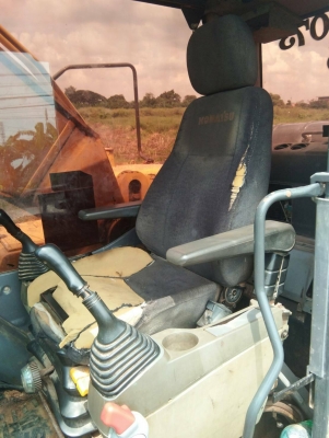 ขาย 1,150,000 KOMATSU pc 200-8 เล่มทะเบียน ไฟฟ้าครบ เครื่องดี ปั้มแรง เอวแน่น ช่วงล่างแน่น สีไม่สวยอย่างเดียว รถพร้อมใช้เอกสารพร้อมโอน รถอยู ขอนแก่น 064-191-1112 ขาย 1,150,000 KOMATSU pc 200-8 เล่มทะเบียน ไฟฟ้าครบ เครื่องดี ปั้มแรง เอวแน่น ช่วงล่างแน่น สีไม่สวยอย่างเดียว รถพร้อมใช้เอกสารพร้อมโอน รถอยู ขอนแก่น 064-191-1112