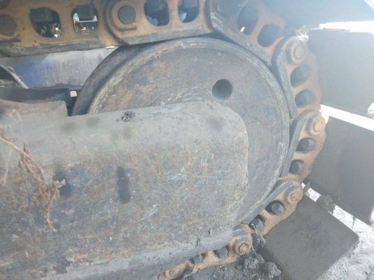 ขาย 420,000 KOBELCO sk 60-3 เครื่องดี เอวแน่น ช่วงล่างเต็ม โซ่ใหม่ ปั้มต้องเช็คนิดหน่อย พร้อมลายหัวเจาะ  รถอยู่ สุรินทร์ 090-772-3710 090-772-3708