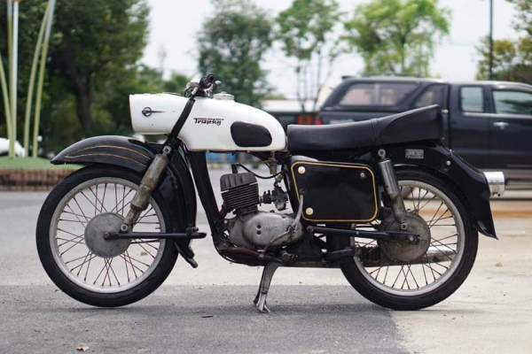 ร้าน วุฒิ นนบุรี ขาย MZ125 es1965 หัวไม่เลี้ยว