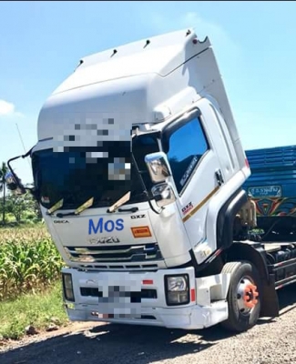 ขายหัว1,750,000บ.หาง 490,000บ.สิบล้อ หัวลาก อิซูชุ 360ปี53 พร้อม หางเซมิ ดั้ม 3คาน ช่วงยาว 9ม.สภาพดี