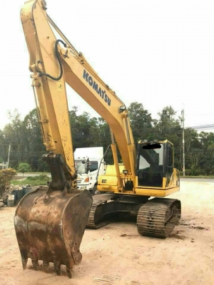 ขายรถแบคโฮ KOMATSU PC200-8MO ไมล์ 9211 ชม.ราคา 1700000