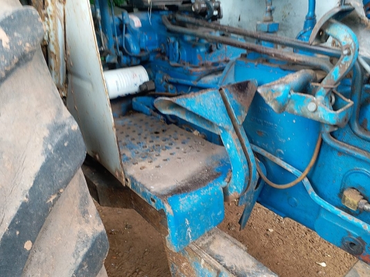 ขายรถไถ FORD 6600 T3เอกสารเล่มทะเบียน เครื่องฟิต เกียร์ดี สภาพพร้อมทำงาน ผาน7 ขายรถไถ FORD 6600 T3เอกสารเล่มทะเบียน เครื่องฟิต เกียร์ดี สภาพพร้อมทำงาน ผาน7