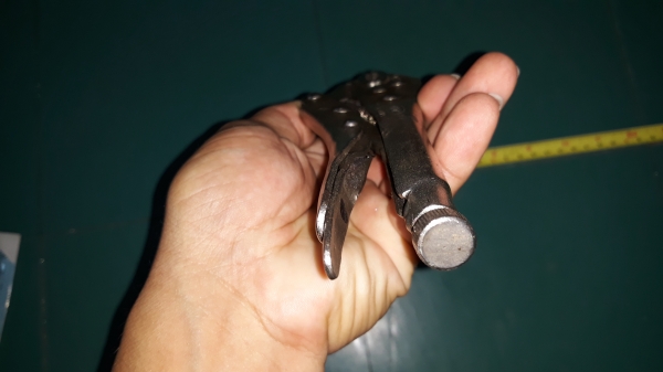 ขายคีมล็อกปากโป้งTOP VP-0175 MADE IN JAPAN.มือสองจับน๊อตได้