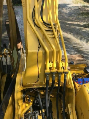 ขายรถแบคโฮ KOMATSU PC200-8MO ไมล์ 9211 ชม.ราคา 1700000 ขายรถแบคโฮ KOMATSU PC200-8MO ไมล์ 9211 ชม.ราคา 1700000