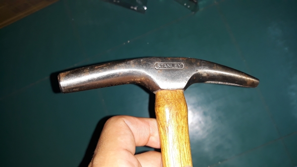 ขายค้อนSTANLEY MADE IN USA.ทรงแปลกงานเก่าเก็บ