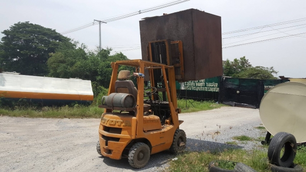 รถโฟล์คลิฟท์ TOYOTA ขนาด 1 ตัน ติดแก๊ส ประหยัดสุดๆ