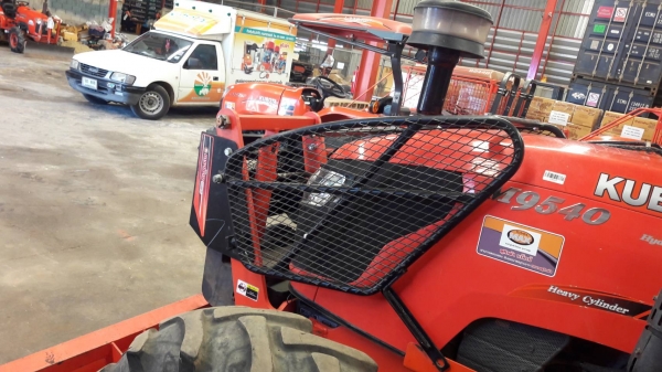 รถแทรกเตอร์มือสอง