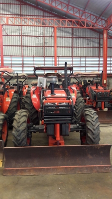 รถแทรกเตอร์มือสอง