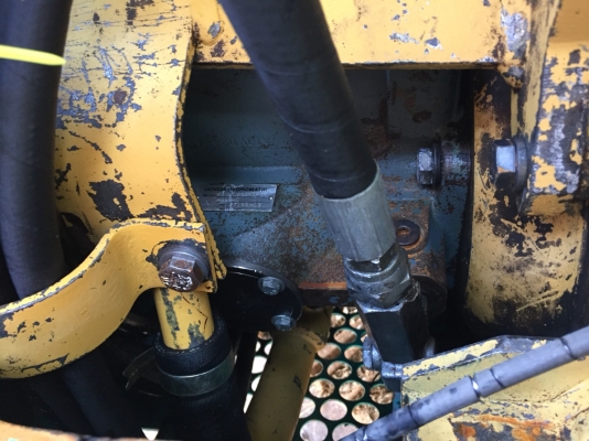 ขายครับKomatsu pc45-1รุ่น7เอกสารแจ้งจำหน่ายอินวอยพร้อมจดทะเบียนได้เลย สนใจ0869127054/0903238204