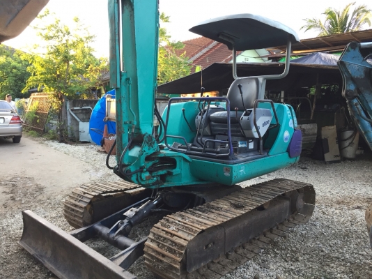 ขายครับKomatsu pc45-1รุ่น7เอกสารแจ้งจำหน่ายอินวอยพร้อมจดทะเบียนได้เลย สนใจ0869127054/0903238204