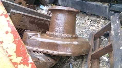 ขายอะไหล่ รถแทรกเตอร์ CAT-D-4-D-5 ของแท้สภาพตามรูป ครับ