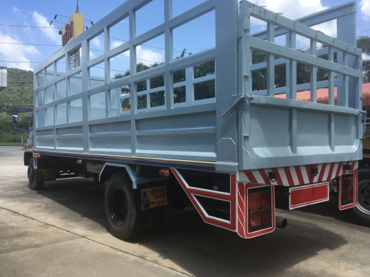 6ล้อ ISUZU ROCKY