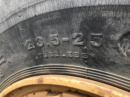 CAT 950F2 นำเข้าจากญี่ปุ่น ไม่เคยใช้งานในไทย รถถึงเมืองไทยแล้วครับ