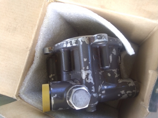 เกียรปั๊มท้าย.  รถแมคโค.  K3V112.