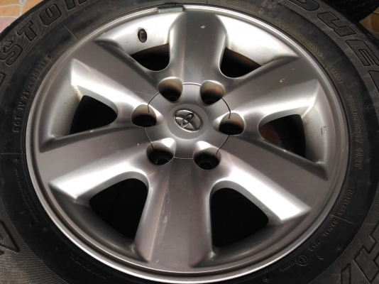 เทิร์นมาขายเอาทุนคืน ล้อแม็ก Toyota Fortuner ขอบ 17(6/139) พร้อมยาง Bridgestone Dueler 265 65 17 ผลิตปี 2015 ขายถูกๆ ทั้งชุด 4900.-NET *** ไม่มีน็อต ราคายกกลับ งดต่อ งดส่ง ตจว.จร้า *** เทิร์นมาขายเอาทุนคืน ล้อแม็ก Toyota Fortuner ขอบ 17(6/139) พร้อมยาง Bridgestone Dueler 265 65 17 ผลิตปี 2015 ขายถูกๆ ทั้งชุด 4900.-NET *** ไม่มีน็อต ราคายกกลับ งดต่อ งดส่ง ตจว.จร้า ***