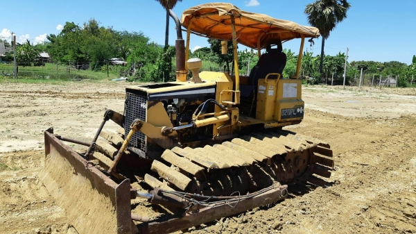 มี VDO ให้ชม.KOMATSU D20PL-5 ใบแทรค 70 ราคา 145000