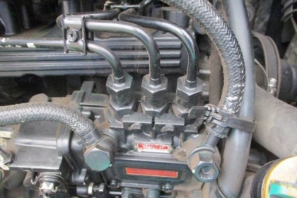 ขายรถแบคโฮ KOMATSU PC35R-8 (มีหัวแย็กปูน พร้อมบุ้งกี๋)