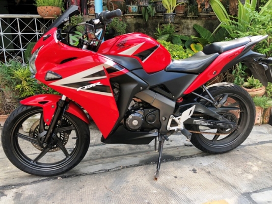 Honda CBR 150R 2011 ลดได้ๆ Honda CBR 150R 2011 ลดได้ๆ