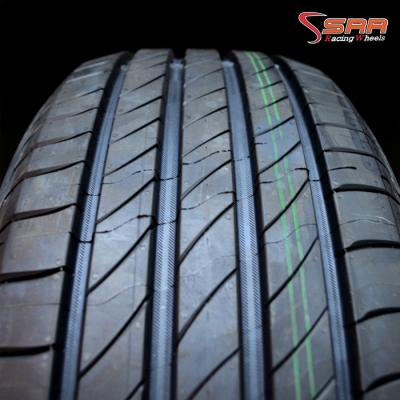 MICHELIN PRIMACY 4 195/60R15 ราคาเส้นละ 3,500 บาท