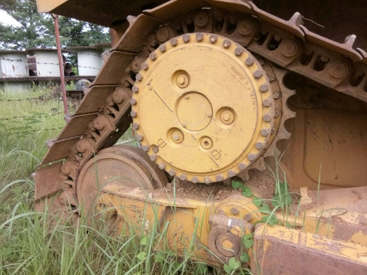 ขายแทรคเตอร์CAT.D6Rเอกสารเล่มทะเบียนราคา 1,300,000