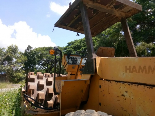 ขายรถบดแฮม10ตันสั่นสะเทือน2เปลือก2เพลาเอกสารเล่มทะเบียนราคา 650,000