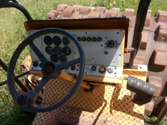 ขายรถบดแฮม10ตันสั่นสะเทือน2เปลือก2เพลาเอกสารเล่มทะเบียนราคา 650,000