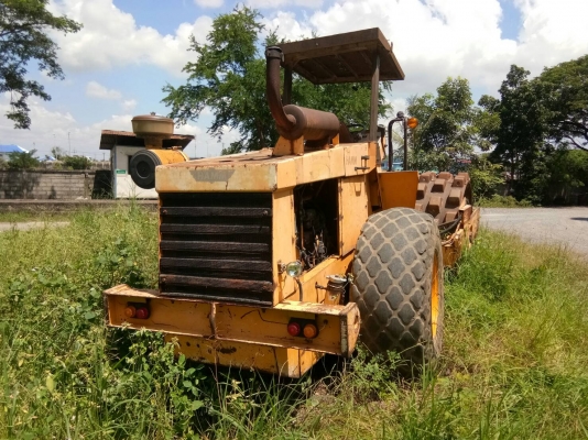 ขายรถบดแฮม10ตันสั่นสะเทือน2เปลือก2เพลาเอกสารเล่มทะเบียนราคา 650,000