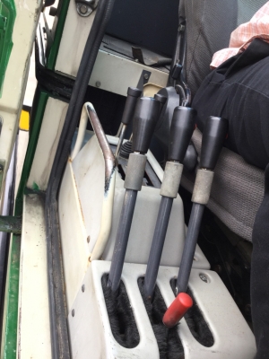 ขายเครนคาโต้ 10 ตันเก่านอกญี่ปุ่นเอกสารอินวอยราคา 1,200,000