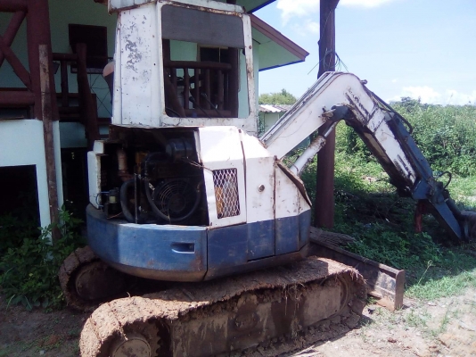 ขายรถแม็คโค โคมัสซุ 28UU-2 ขายรถแม็คโค โคมัสซุ 28UU-2