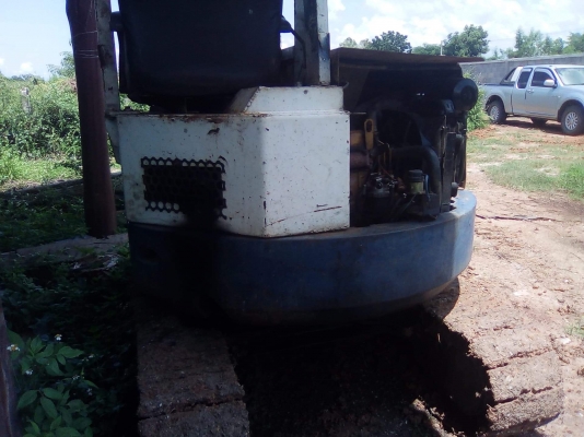 ขายรถแม็คโค โคมัสซุ 28UU-2 ขายรถแม็คโค โคมัสซุ 28UU-2