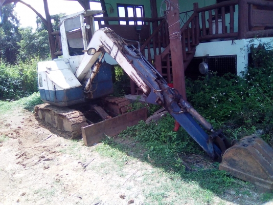 ขายรถแม็คโค โคมัสซุ 28UU-2